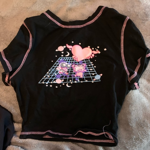 SHEIN XS crop top $9 lightly used - Picture 1 of 2